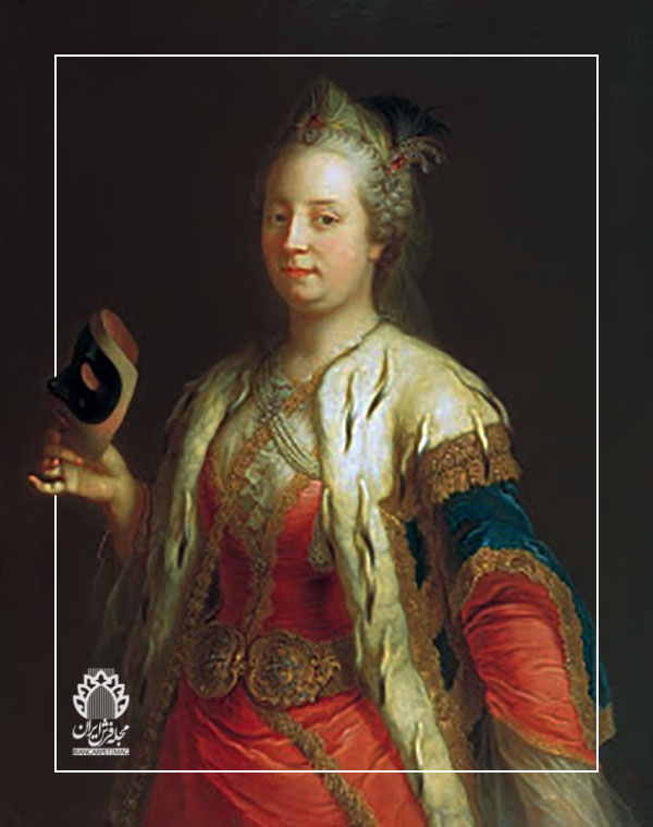 چهره ماریا ترزا آرشیدوشس امپراتوری اتریش-مجارستان، 1744م، که مطابق مد آن دوره لباسی به سبک ترکی پوشیده است و ماسکی به دست دارد
