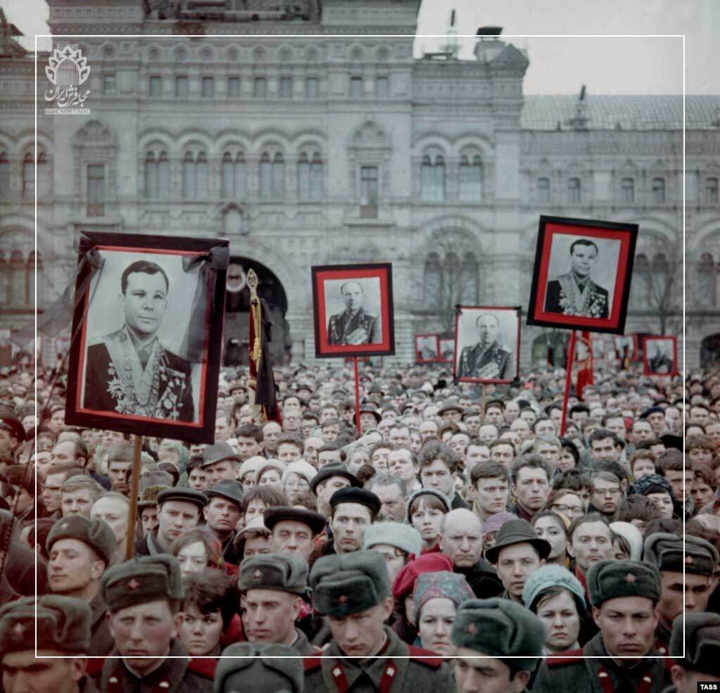 تشییع جنازه یوری گاگارین در میدان سرخ مسکو