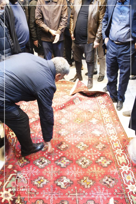 گزارش پنجاه و هفتمین حراج فرش دستباف در شرکت فرش ایران8